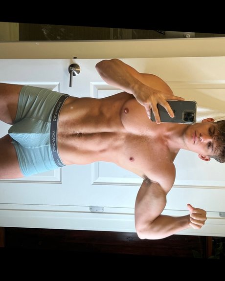 Jackson Riggs hd pornografische galerien