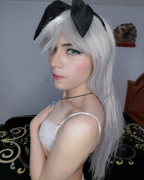 Yessenia Ibarra exklusive hübsche bilder