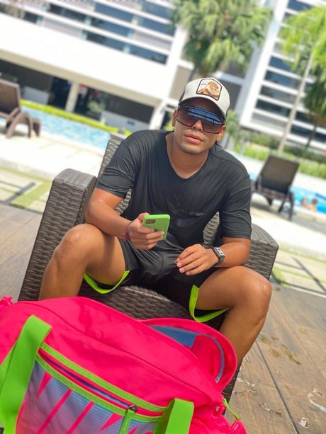 JONSA SANCHEZ exklusive foto