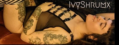 Ivy Shrum exklusive akt bilder