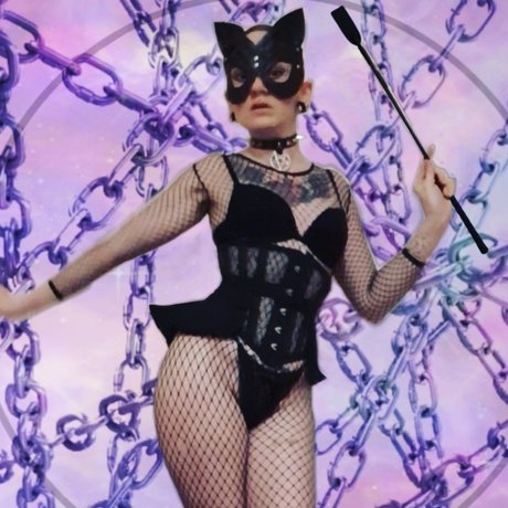 Miss Wrath erotische hübsche archiv