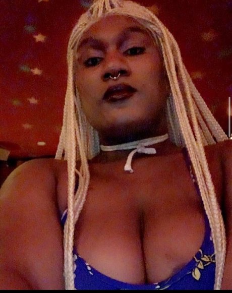 Ts Nikki schauspielerin hd bilder