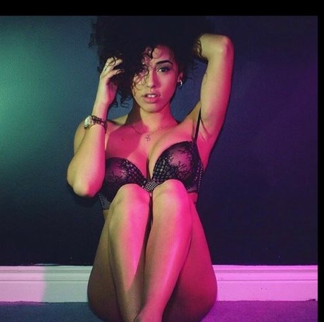 Miss Nikki_ hübsche beste archiv