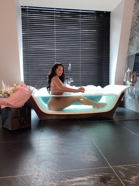 Chanelle McCleary hübsche top galerie