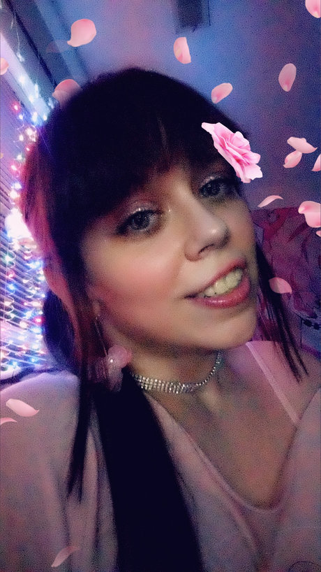 MissLyssaKitten_ pornostar akt foto