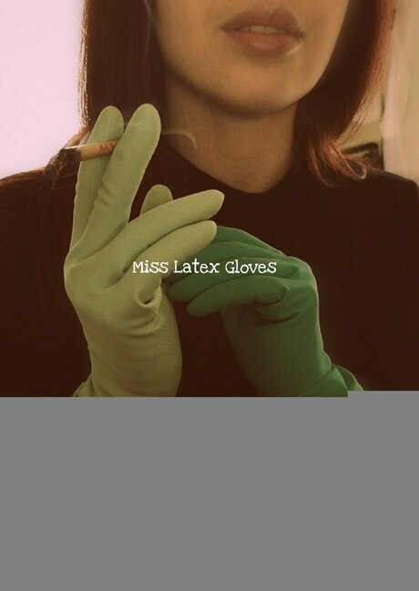 Miss Latex GLoves porno pornostar galerie