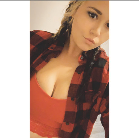 Cece Nicole top pornografische galerie