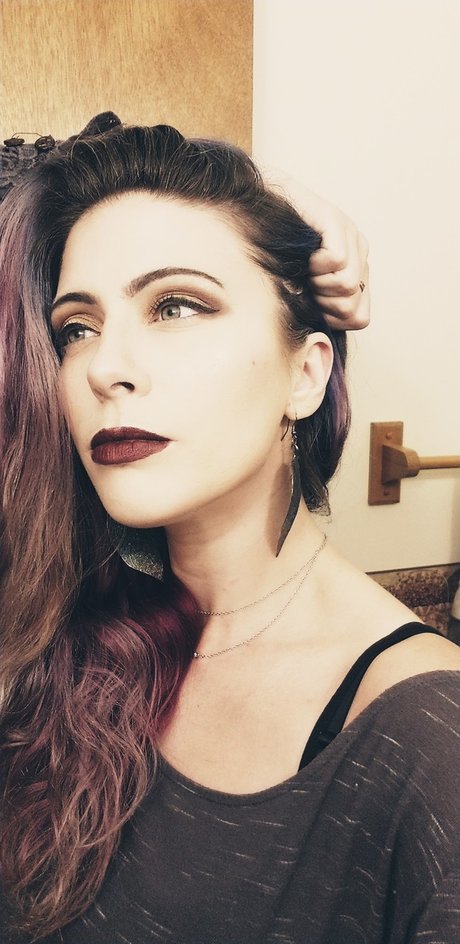 Mistress Lilith Rose exklusive schöne foto