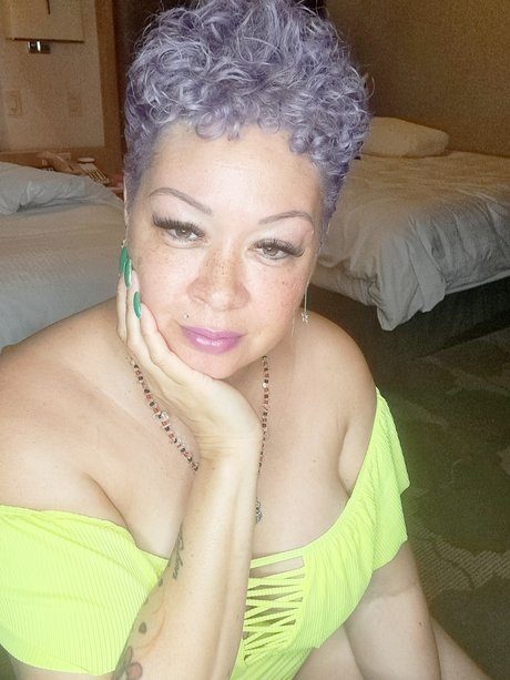 Handjob Genie porno nackt galerien