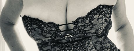 echte nackte onlyfans kunst exklusive bild