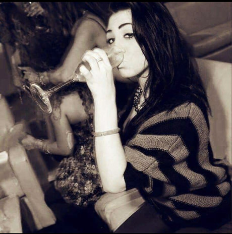 Mistress Aradia schöne akt foto