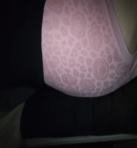 Mistress Aria hübsche xxx galerien