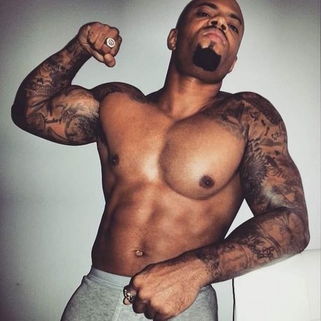 Pretty D ck McJoy_ erwachsene hübsche bild