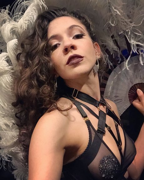 Violet on the Rocks kunst freie galerie