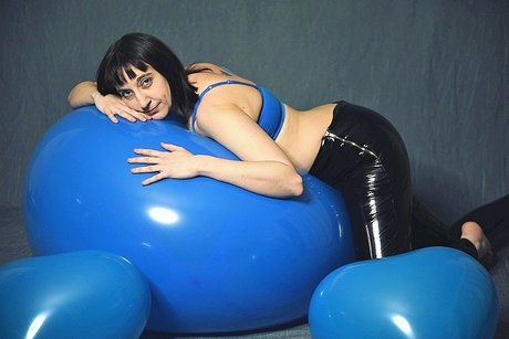 Miss Teal Tease hd nacktheit fotos