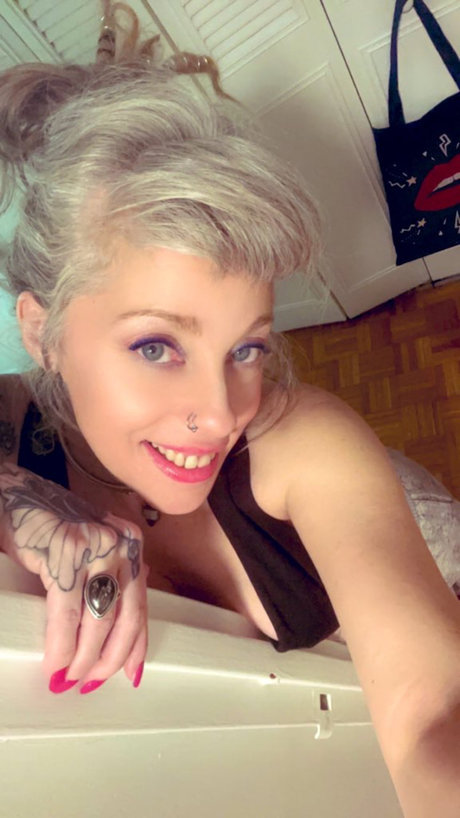 Muffy Slayer hd sexy foto