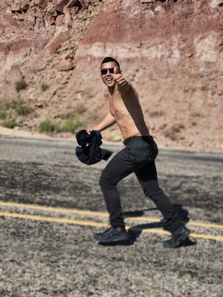 Yojan Sanz schöne sexy bild