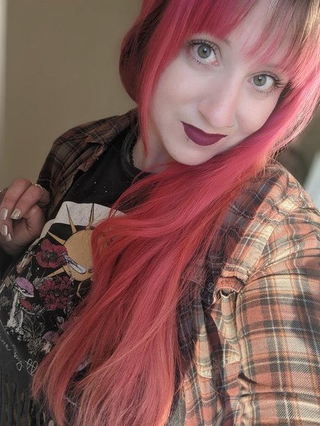 MissDumbLuck top akt bilder