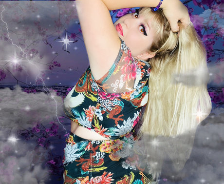 Mistress Mary J nackt schöne archiv