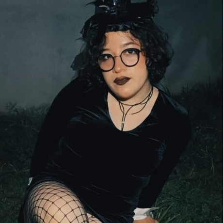 Moon Moon uwu kostenlose porno foto