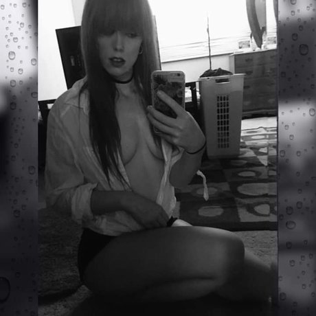 junge onlyfans exklusive nacktheit archiv