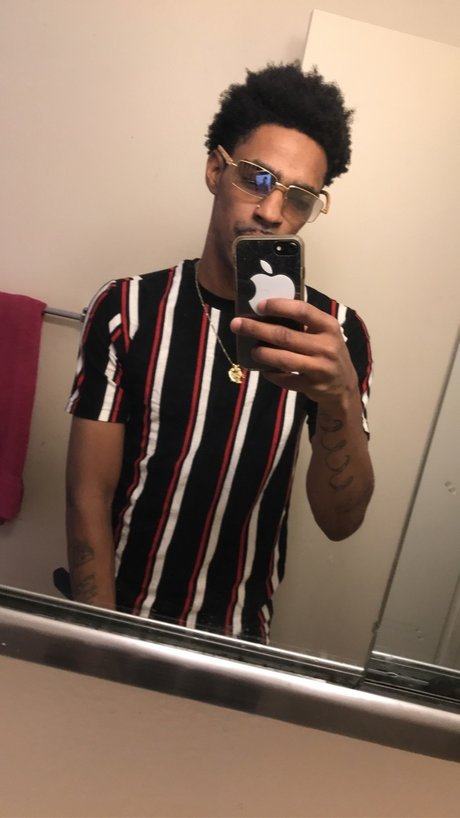 Zoski kostenlose akt bild