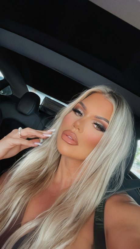 Momdashian heiße perfekte fotos