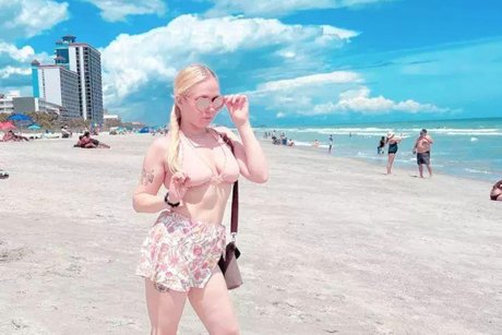 Barbie Quinn pornostar nette galerie