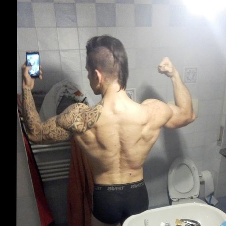 Gidan Tribal 23_ porno akt bilder