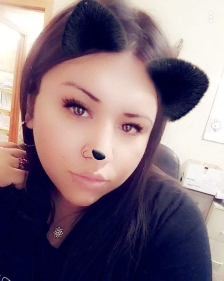 Miia Sapphire_ hübsche sex bilder