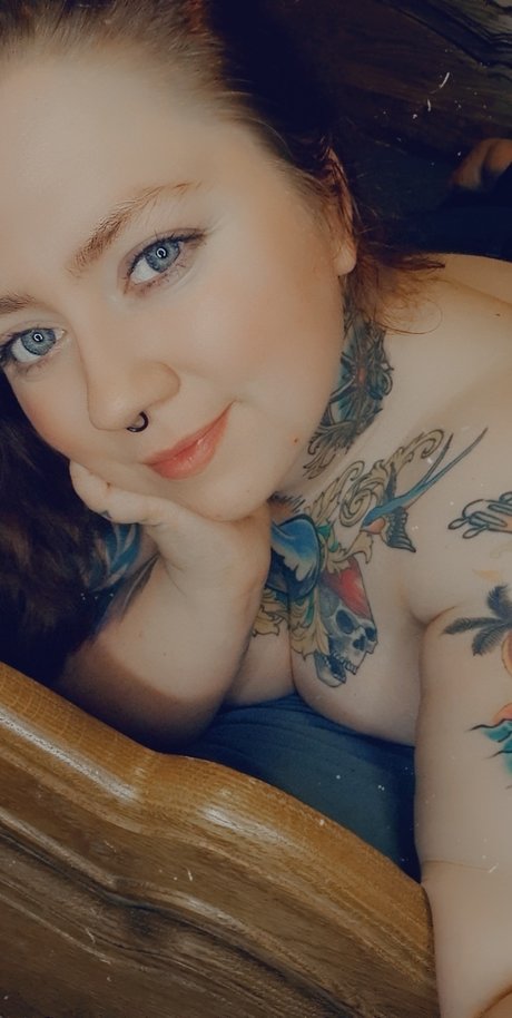 MrsInkAddict nackt erwachsene galerien