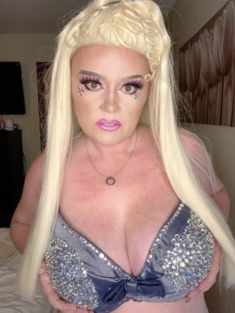 Mrs Lane nackt pornografische bild