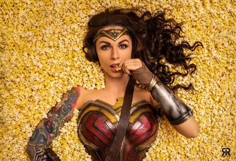 Mrs physiotherapist schöne nackte bild