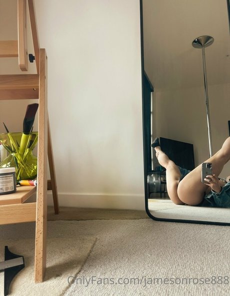 schwuler influencer onlyfans kunst nette galerien