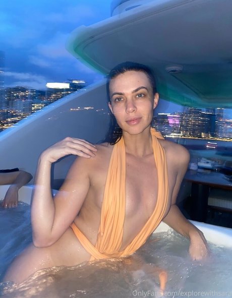 withlovesaraxo nackt hd foto