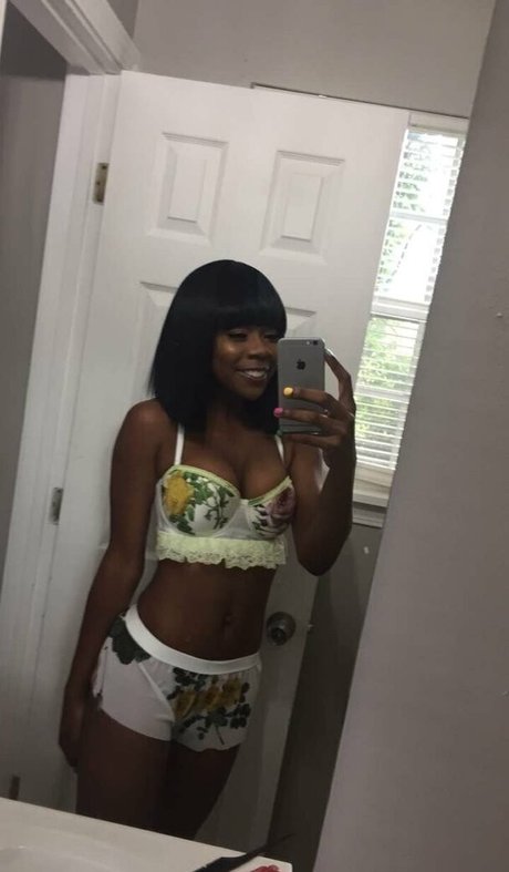 iwanthazelgrace erotische schöne bilder