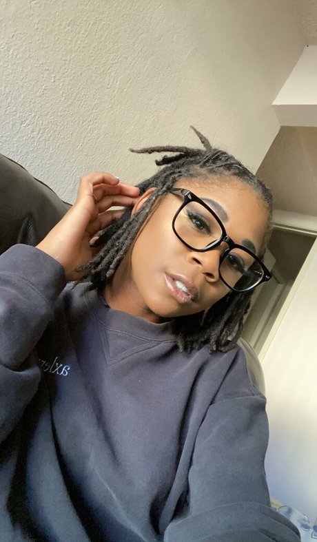 schwarze weibliche onlyfans exklusive kostenlose foto