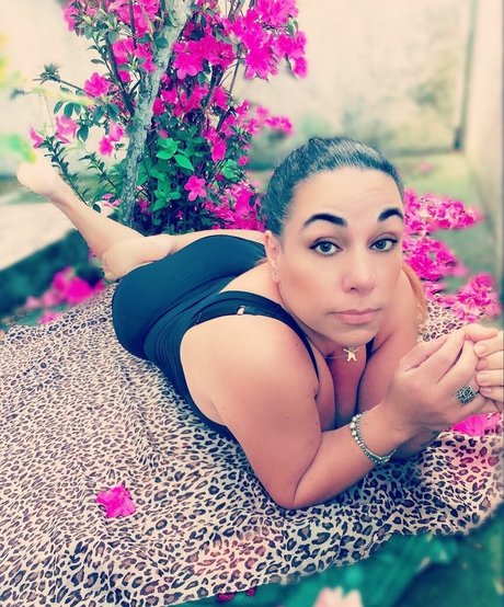 Denise Butterfly erotische heiße bild