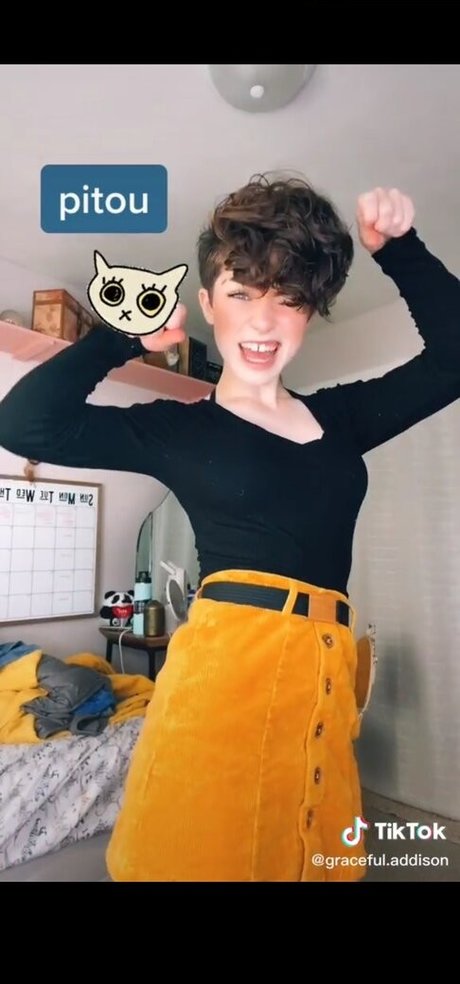 graceful addison erotische fotos