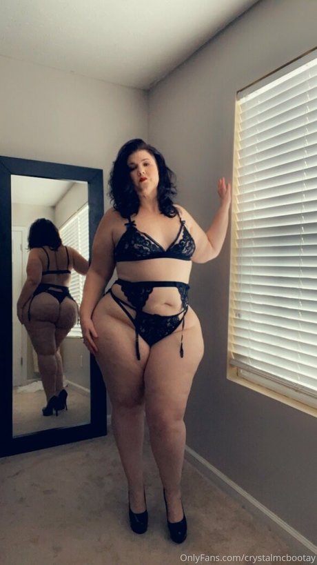 CrystalMcbootay schauspielerin akt fotos