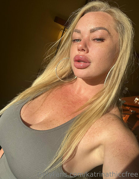 katrinathiccfree schöne erotische bilder