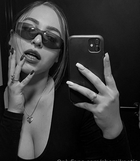 shemale cumshot onlyfans exklusive xxx galerie