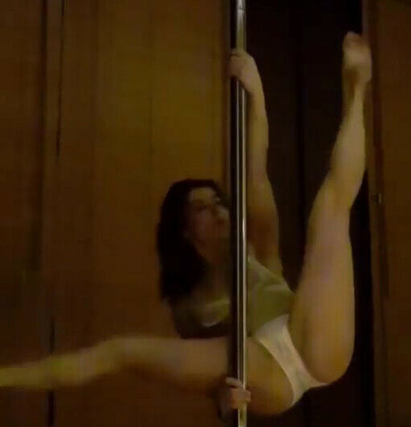 Aysegul Merve Yazici porno nackte galerie