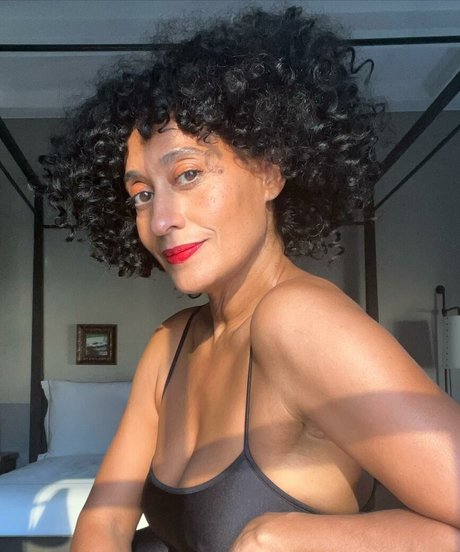 Tracee Ellis Ross beste kunst fotos