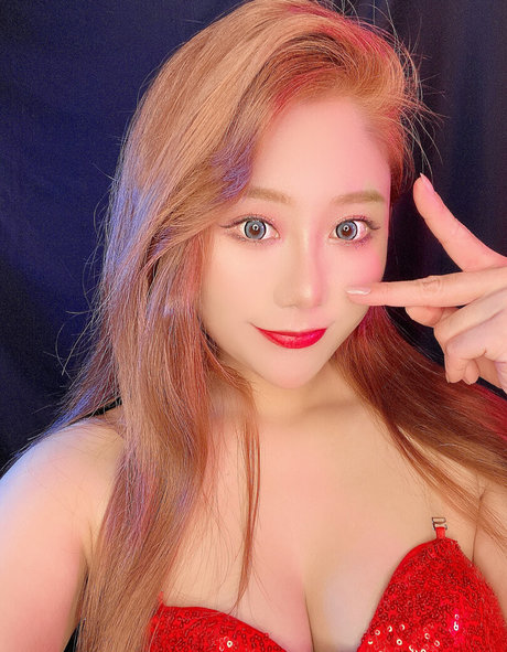 Uying perfekte erwachsene bild