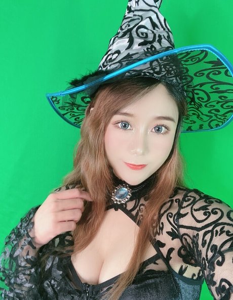 Uying porno akt bilder