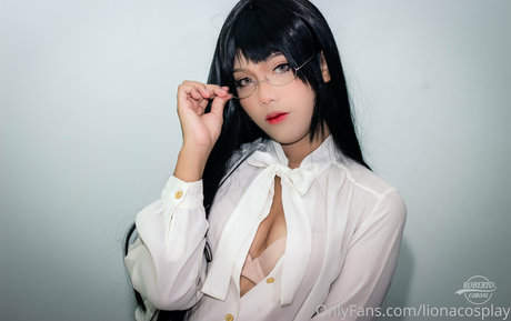 journalisten-onlyfans hübsche perfekte foto