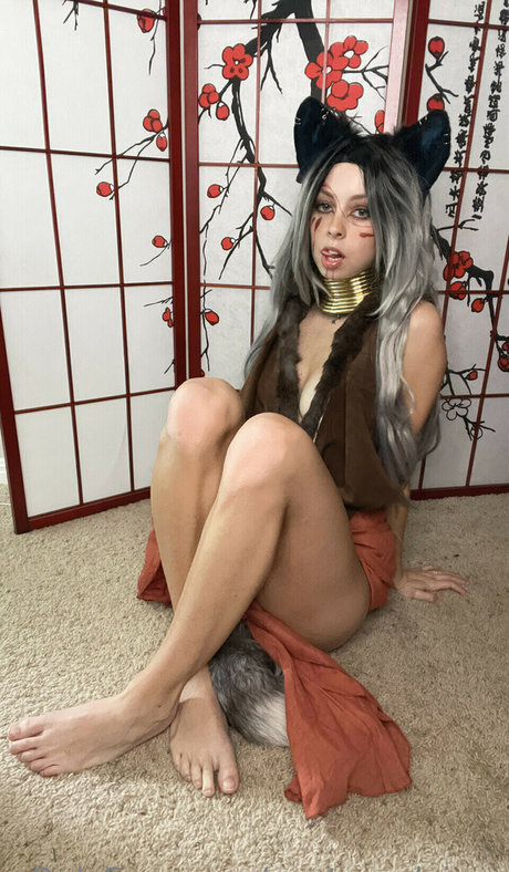 Nocturnal Virus pornostar schöne bild