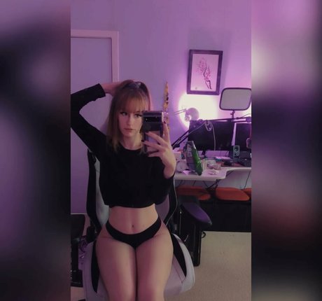 RaeRaeSenpai exklusive nackt archiv