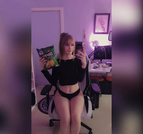 RaeRaeSenpai erwachsene erotische galerie